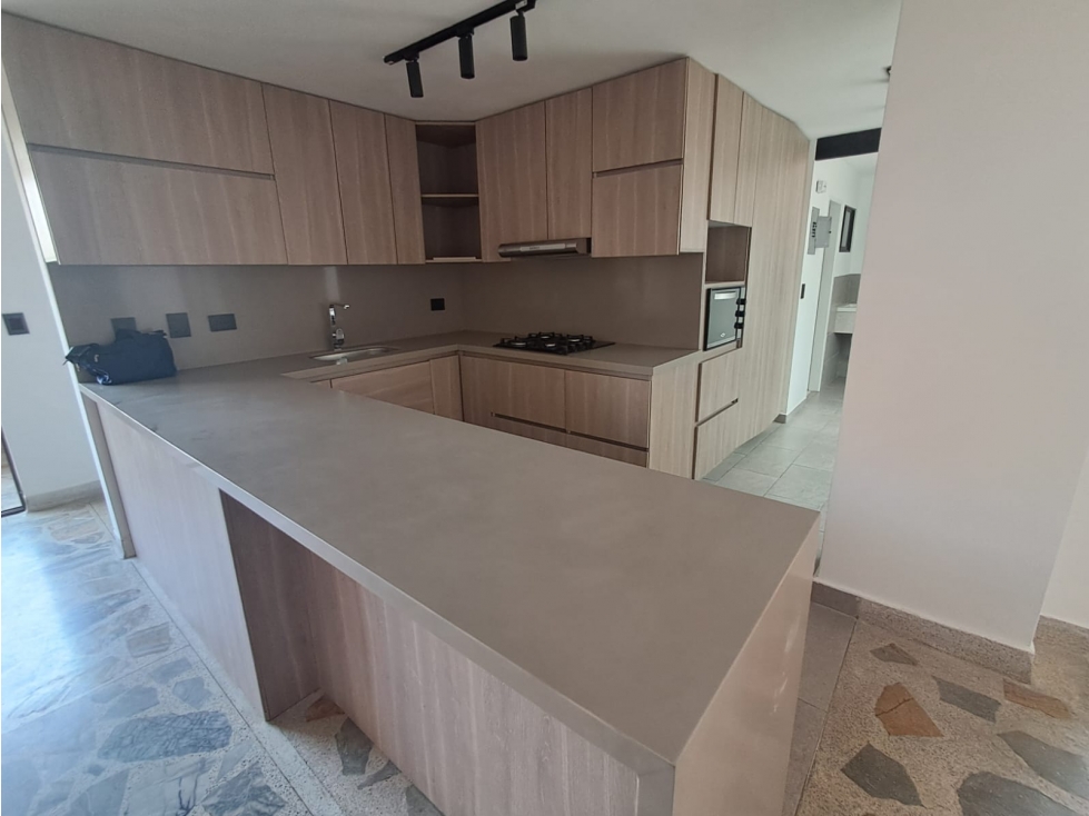 ARRIENDO APARTAMENTO, LAURELES SEGUNDO PARQUE — foto 2