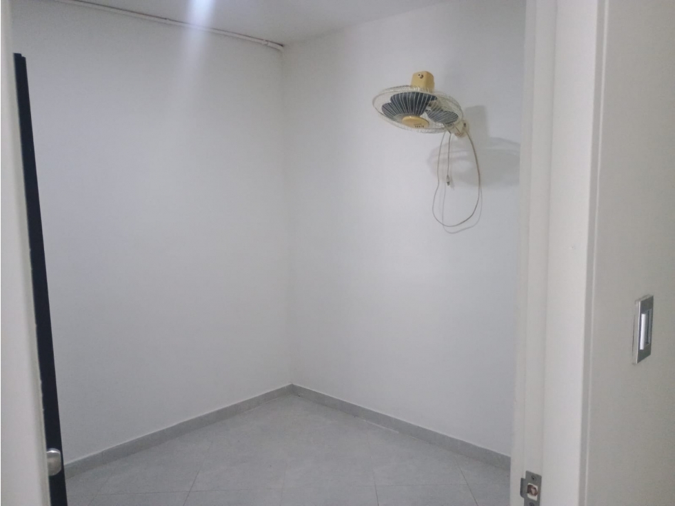 ARRIENDO APARTAESTUDIO - LAURELES — foto 5