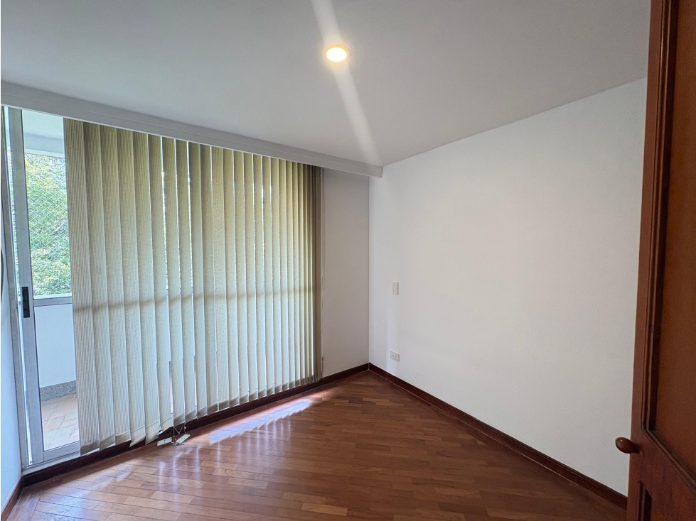 ARRIENDO APARTAMENTO, POBLADO INFERIOR LOS BALSO — foto 6