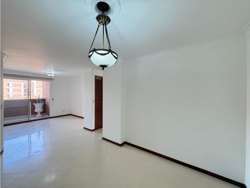 ARRIENDO APARTAMENTO, LAURELES SEGUNDO PARQUE — foto 3
