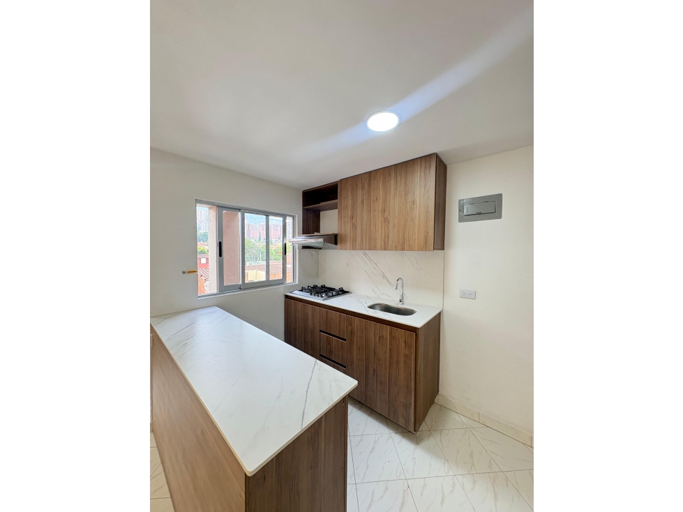 ARRIENDO APARTAMENTO, FLORESTA — foto 2