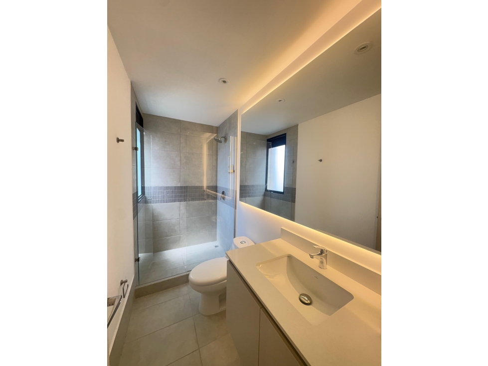 ARRIENDO APARTAMENTO, POBLADO CASTROPOL — foto 5