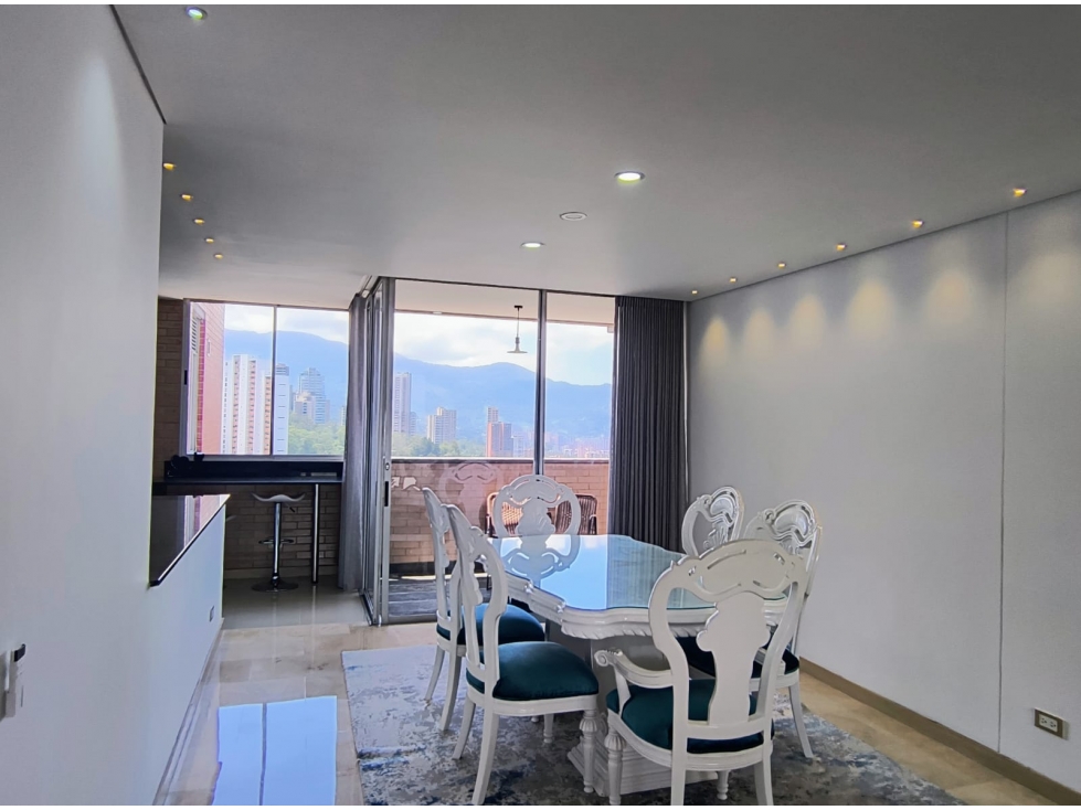 ARRIENDO APARTAMENTO AMOBLADO - POBLADO CERCA AL TESORO — foto 3