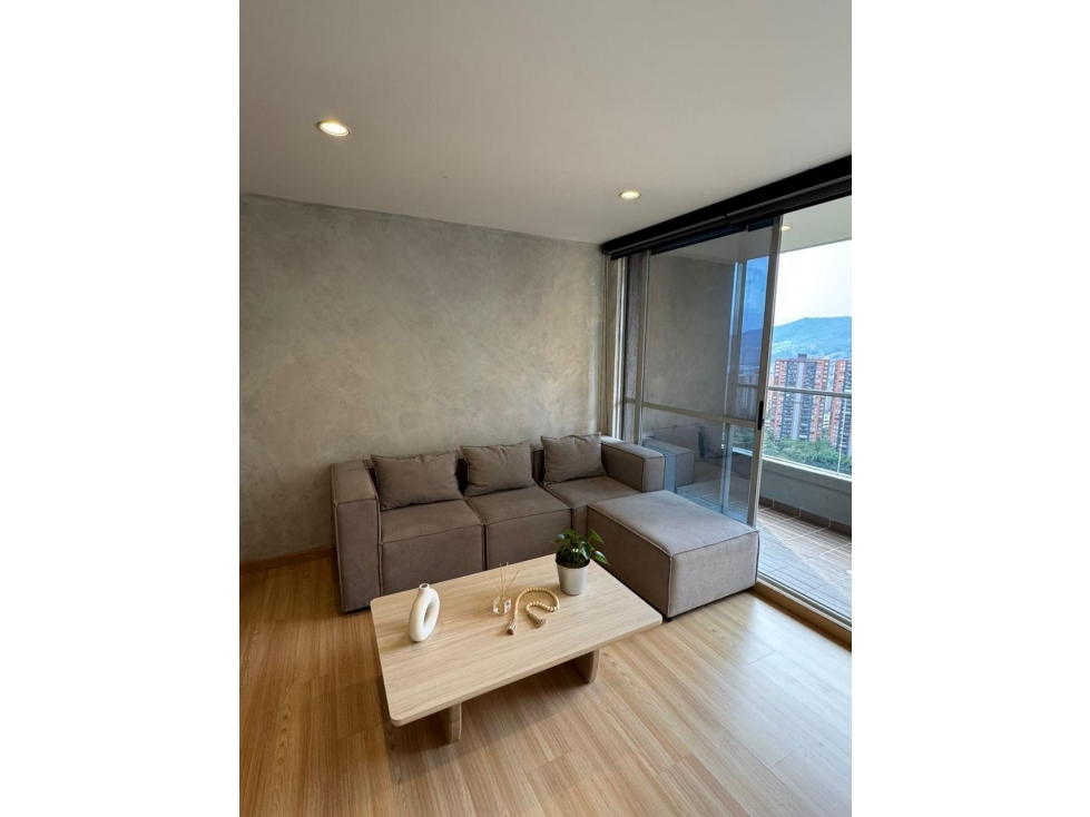 ARRIENDO APARTAESTUDIO - POBLADO. — foto 4