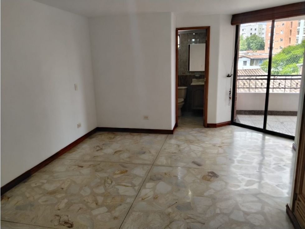 ARRIENDO Y VENTA APARTAMENTO - LAURELES — foto 2