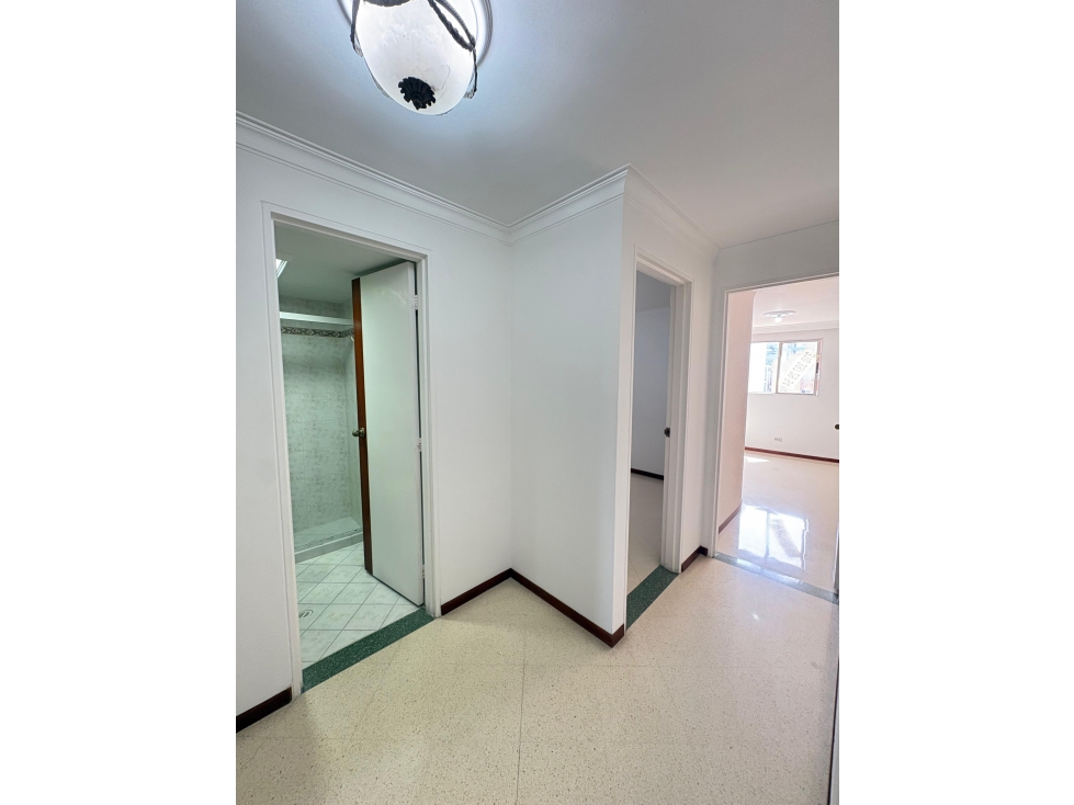 ARRIENDO APARTAMENTO, LAURELES SEGUNDO PARQUE — foto 5