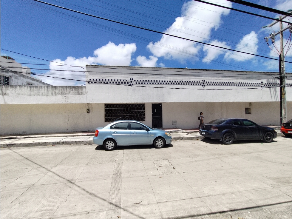 Renta Local Comercial Cancún, Av Tulum Sm 20 $18,900 mil + IVA 54m2 - 3