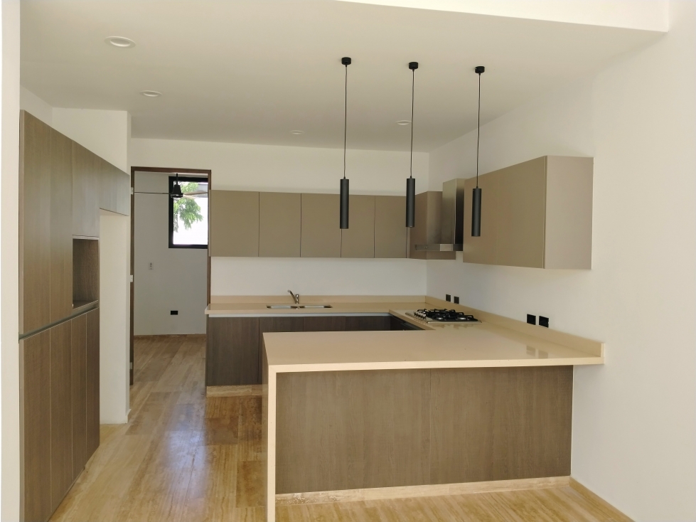 Venta Casa Moderna Nueva en Cancun Centro, $5.5MDP — foto 3