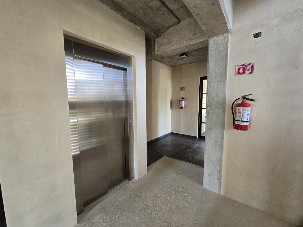 Oficinas, Venta Cancún Centro $3,990,000 80m2 - 4