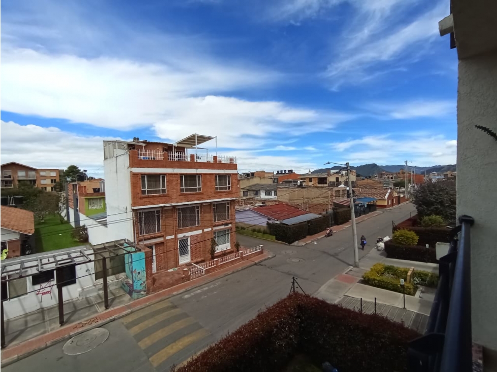 VENDO APTO CENTRAL EN CAJICA-CONJUNTO NOGALES-VISTA — foto 3