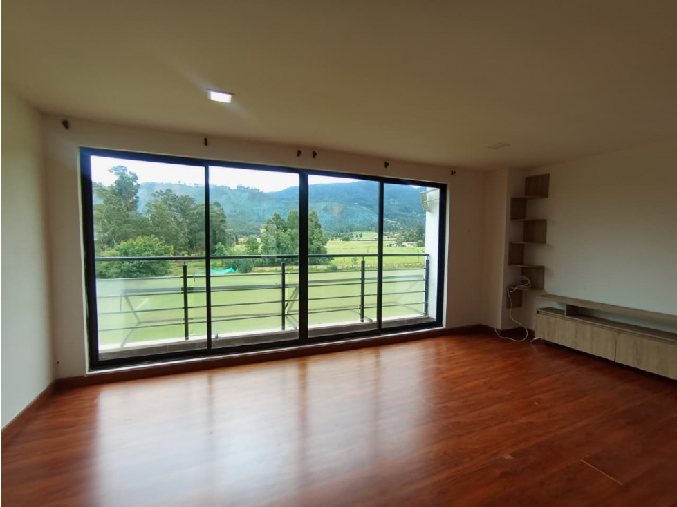 VENDO APTO 5TO PISO SIN ASCENSOR -HERMOSA VISTA- CON PARQUEADERO — foto 4