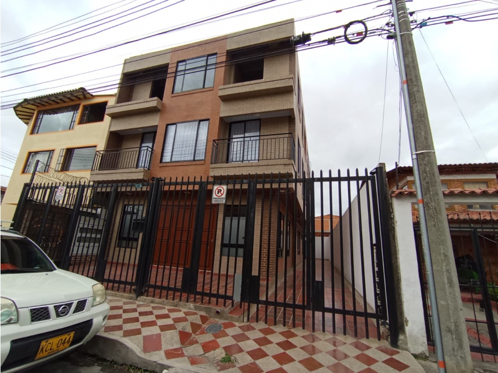 ARRIENDO APTO A UNA CUADRA DE LA AV CAVALIER