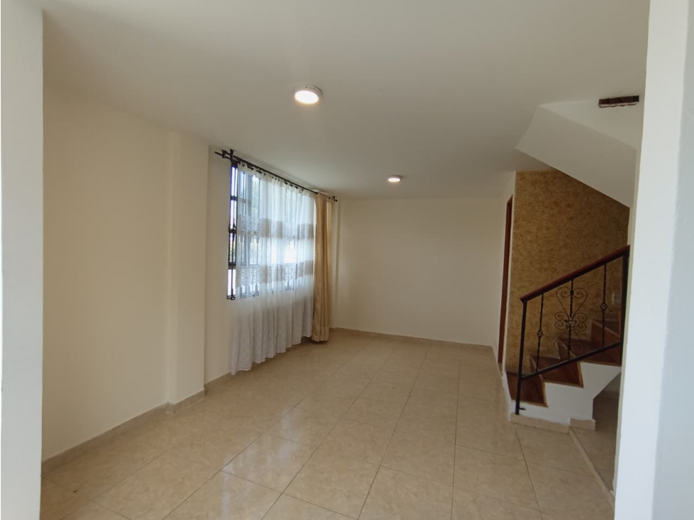 ARRIENDO CASA- CENTRO CAJICA — foto 5