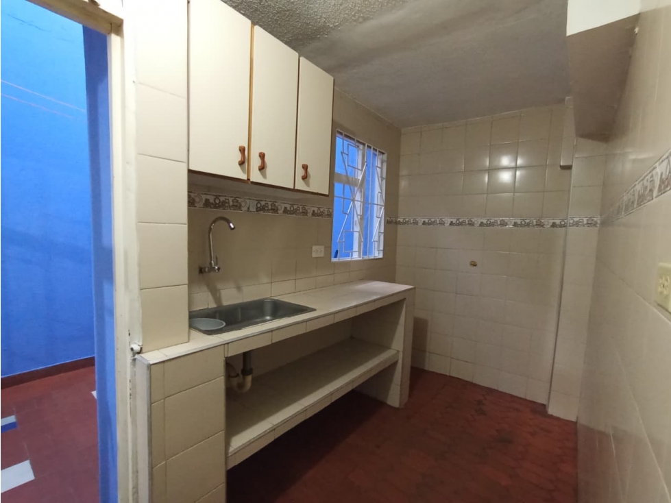 arriendo apto primer piso-zona poblado de guachancio-cajica — foto 3
