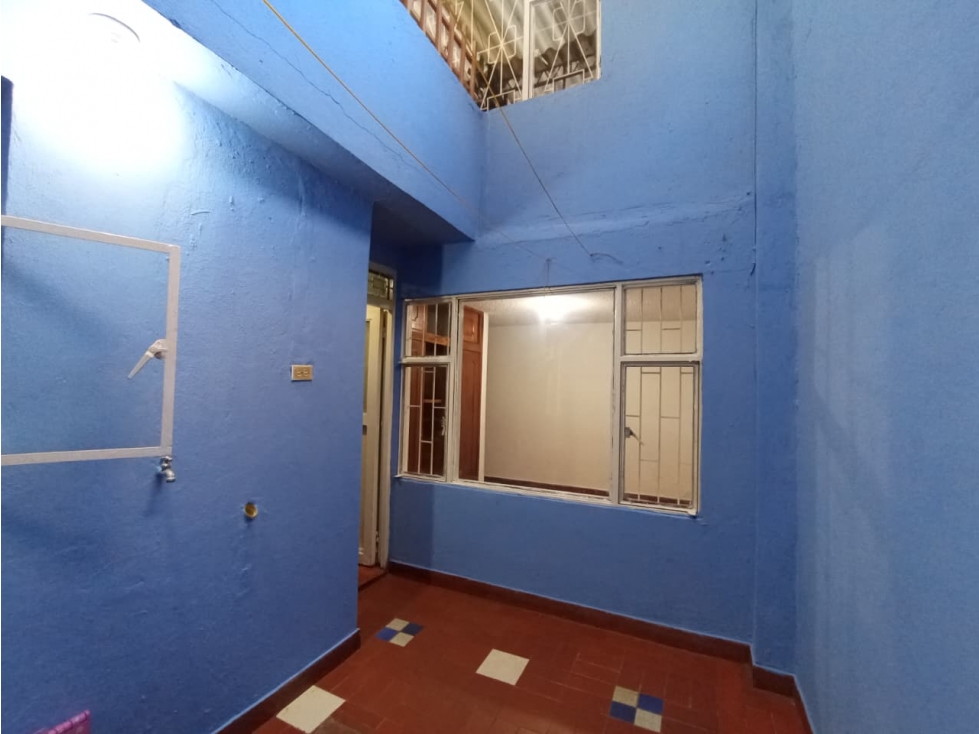 arriendo apto primer piso-zona poblado de guachancio-cajica — foto 4