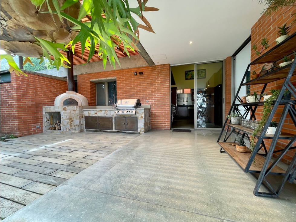 Casa en venta, Poblado parte alta, El Tesoro, vista a la ciudad — foto 5