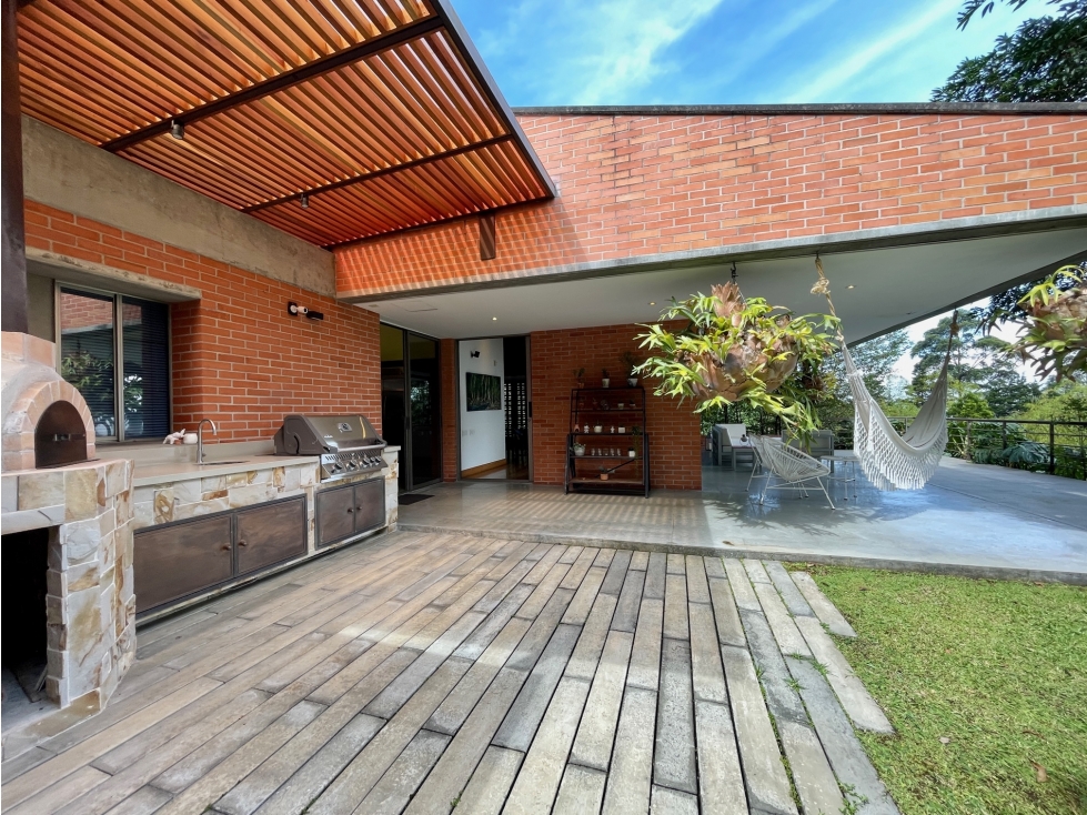 Casa en venta, Poblado parte alta, El Tesoro, vista a la ciudad — foto 3