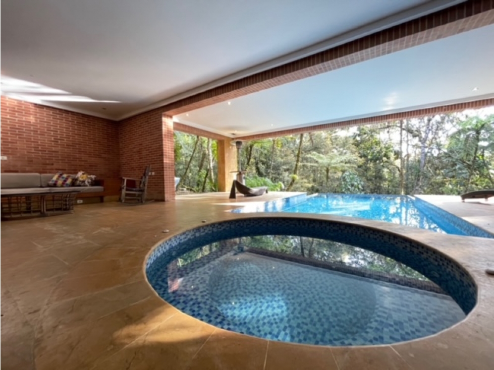 Casa de lujo con piscina en venta, Alto de Las Palmas, Envigado — foto 2