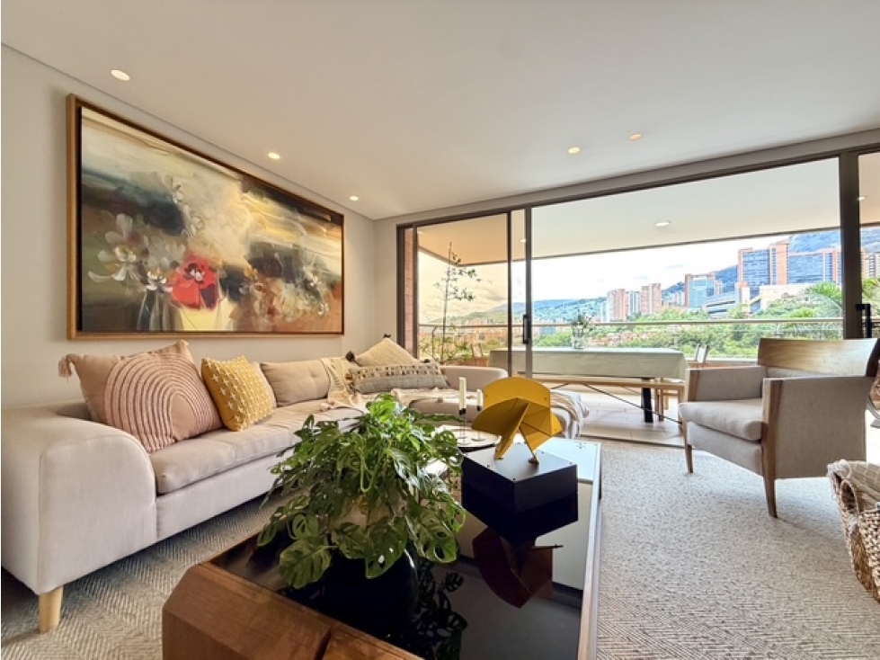 Apartamento remodelado El Poblado Los González
