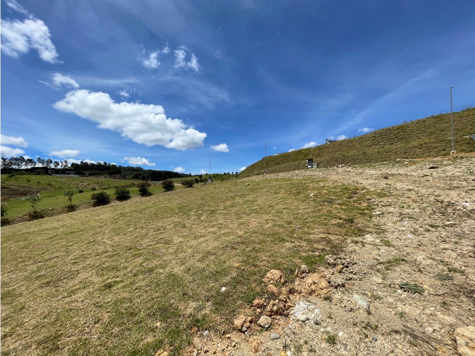 Lote en venta, Envigado, Alto de las Palmas. - 2