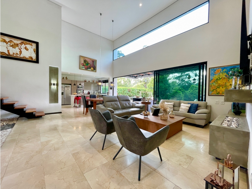 Casa en venta, Llanogrande, sector CAI, apetecida urbanización. — foto 3