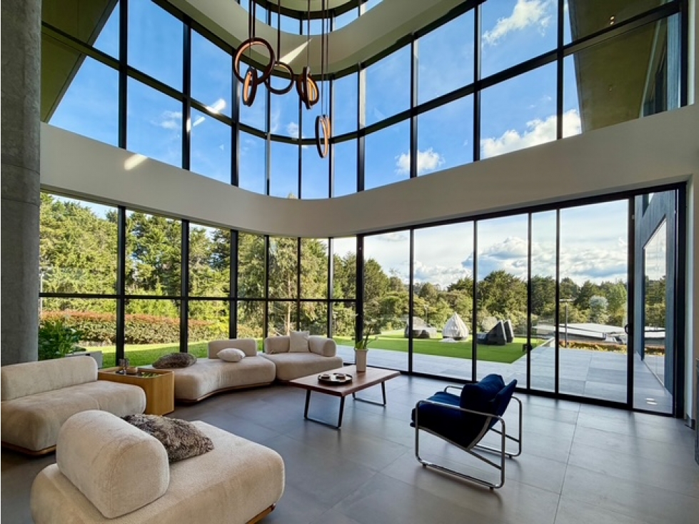 Casa de lujo en venta, Alto de Las Palmas, opción 5ta habitación