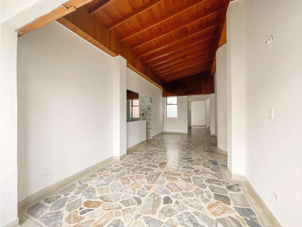 Apartamento en Venta Último Piso, 5to sin Ascensor — foto 2