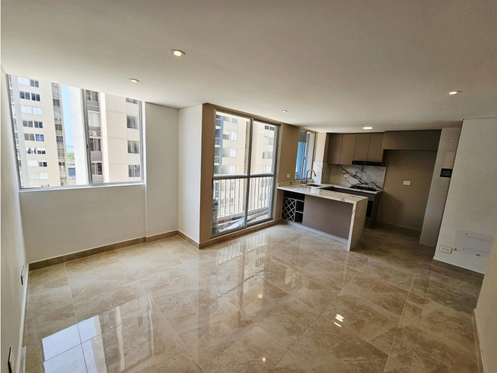 ALQUILER DE APARTAMENTO EN CIUDAD DE MALLORQUIN — foto 4