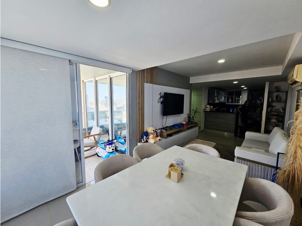 VENTA DE APARTAMENTO EN LA CASTELLANA — foto 2