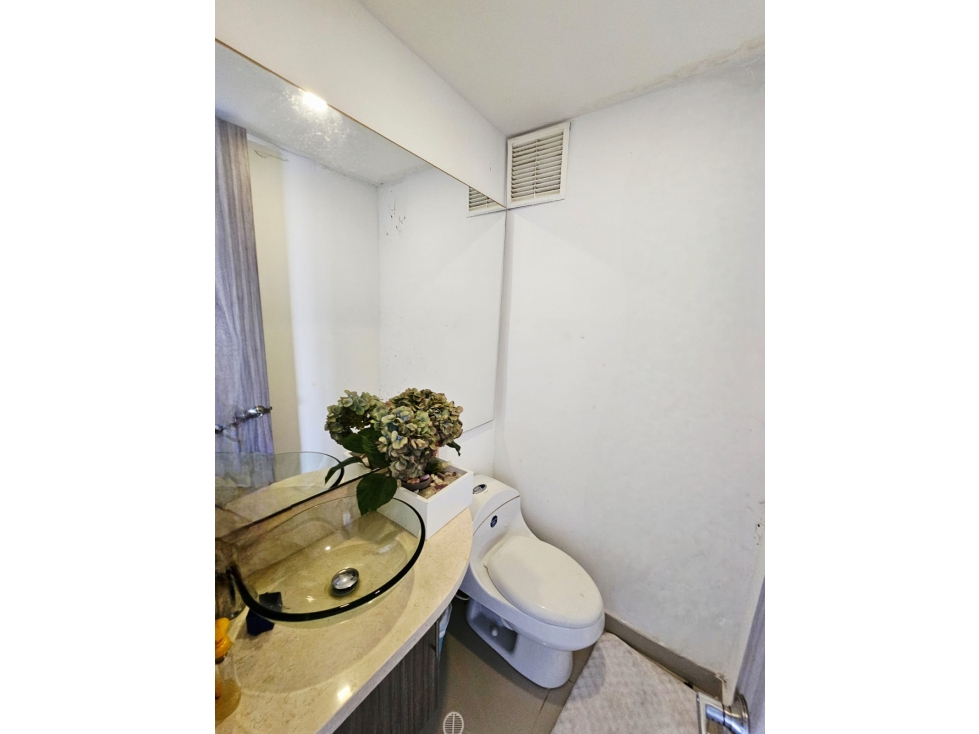 VENTA O ALQUILER DE APARTAMENTO EN LA CASTELLANA — foto 5