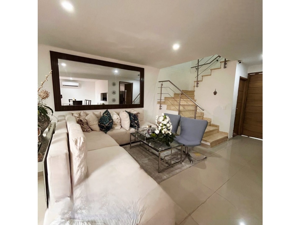 VENTA DE CASA EN LA CASTELLANA