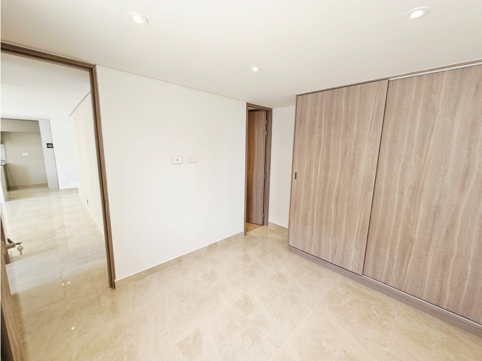 ALQUILER DE APARTAMENTO EN CIUDAD DE MALLORQUIN — foto 3