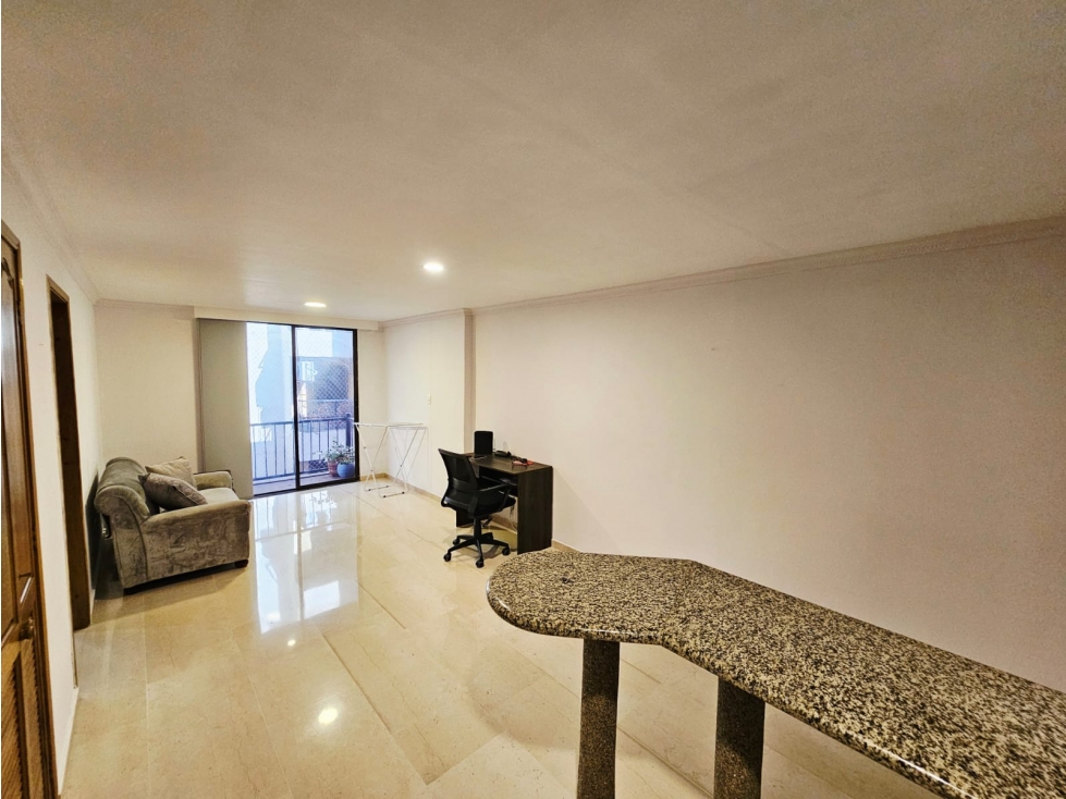 VENTA DE APARTAESTUDIO EN RIOMAR — foto 2