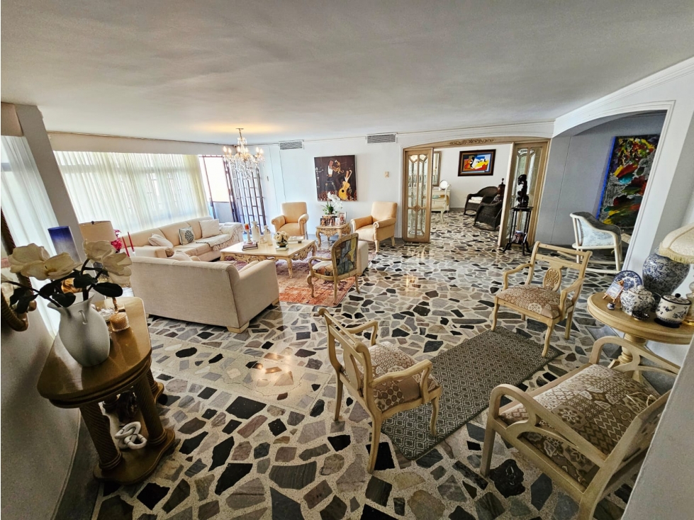 VENTA DE APRTAMENTO EN RIOMAR