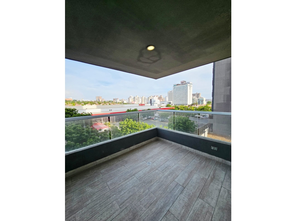 VENTA O ALQUILER DE APARTAMENTO EN LA CASTELLANA — foto 2