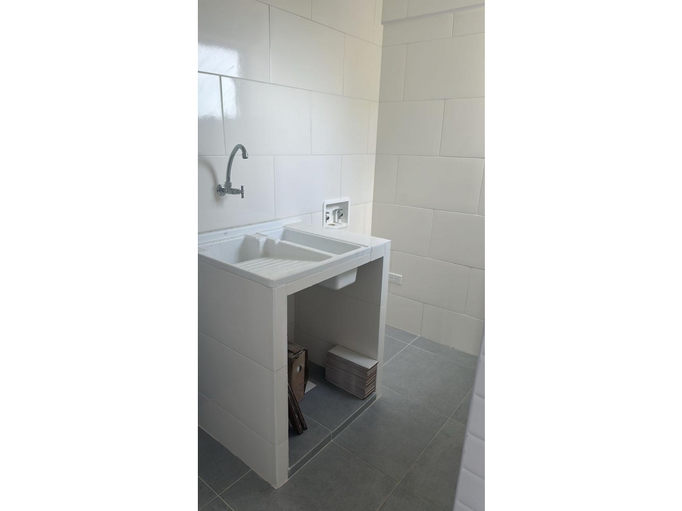 VENTA DE APARTAMENTO EN LAS DELICIAS — foto 5