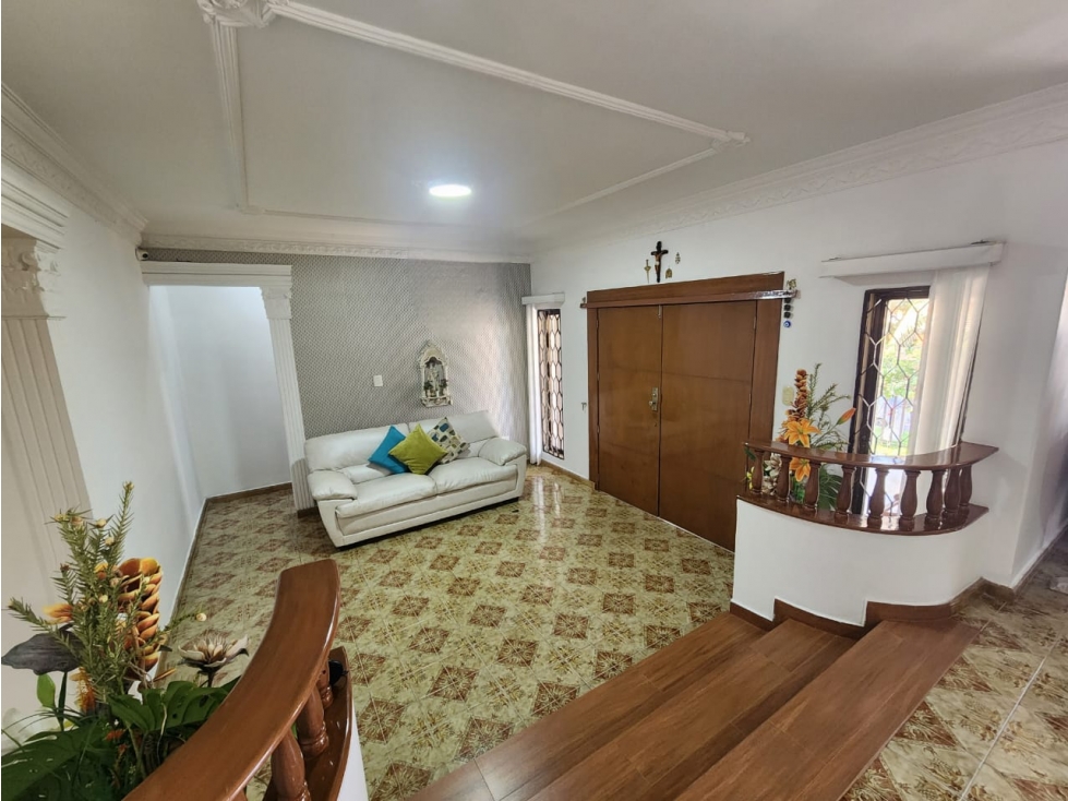 ARRIENDO DE CASA EN RIOMAR — foto 2