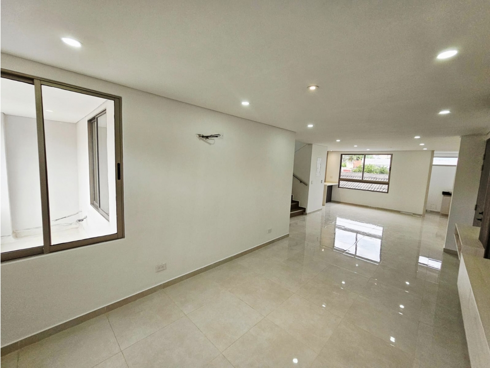VENTA DE APARTAMENTO DUPLEX EN EL POBLADO — foto 4