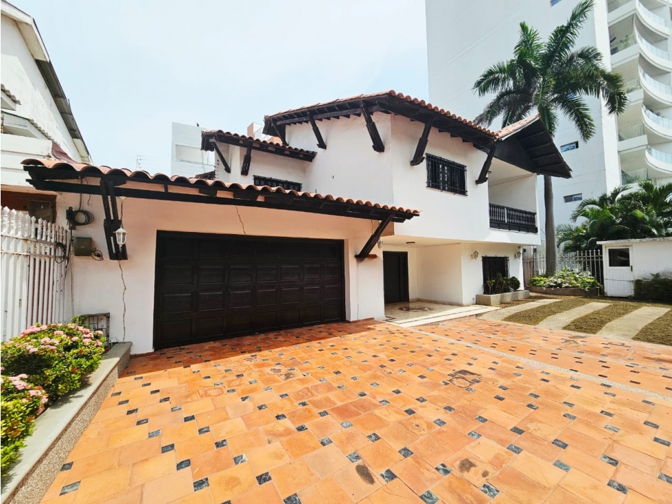VENTA O ALQUILER DE CASA EN ALTOS DE RIOMAR