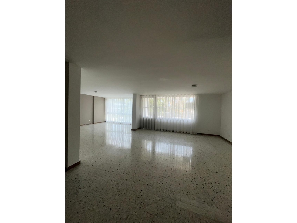 VENTA DE APATAMENTO EN ALTO PRADO