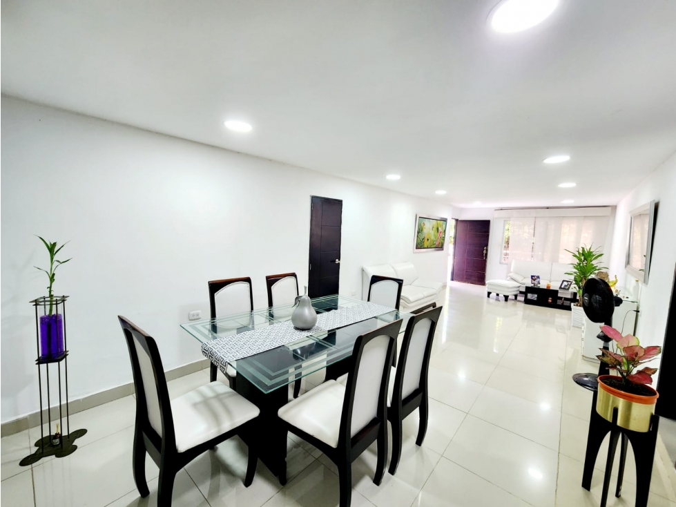 VENTA DE CASA EN CIUDAD JARDIN — foto 2