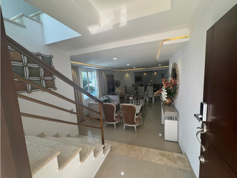 VENTA DE CASA EN RIOMAR