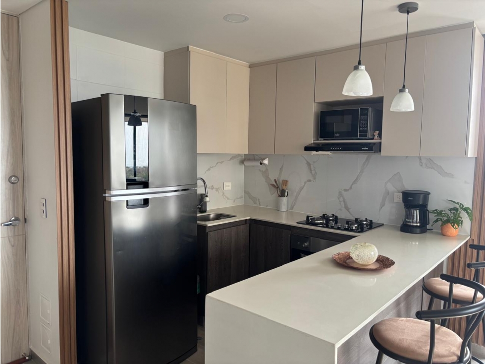 VENTA O ALQUILER DE APARTAMENTO EN LA CASTELLANA — foto 4