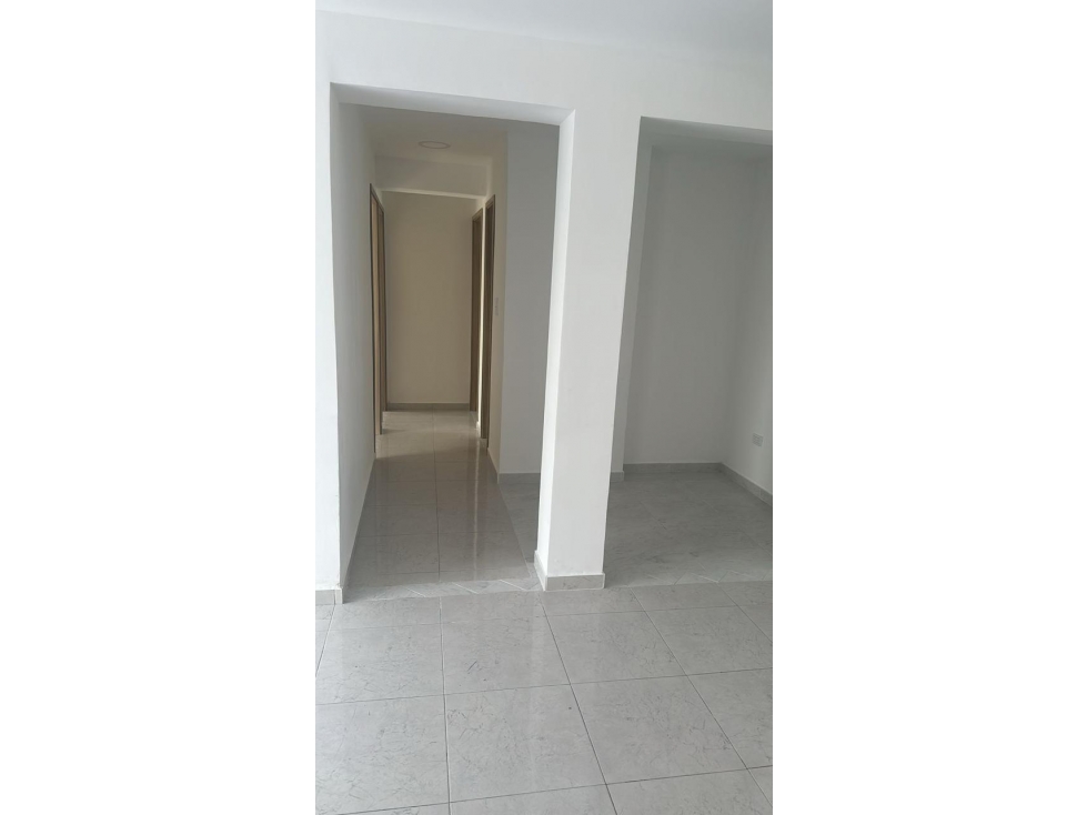 VENTA DE APARTAMENTO EN LAS DELICIAS — foto 6