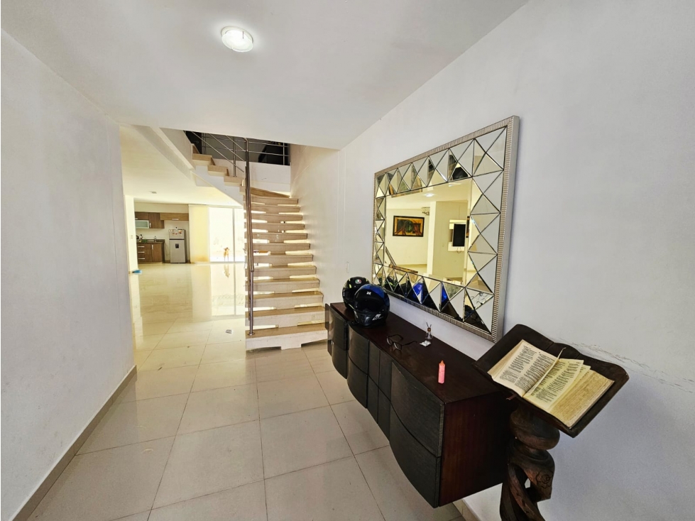 VENTA DE CASA EN SANTA MONICA — foto 2