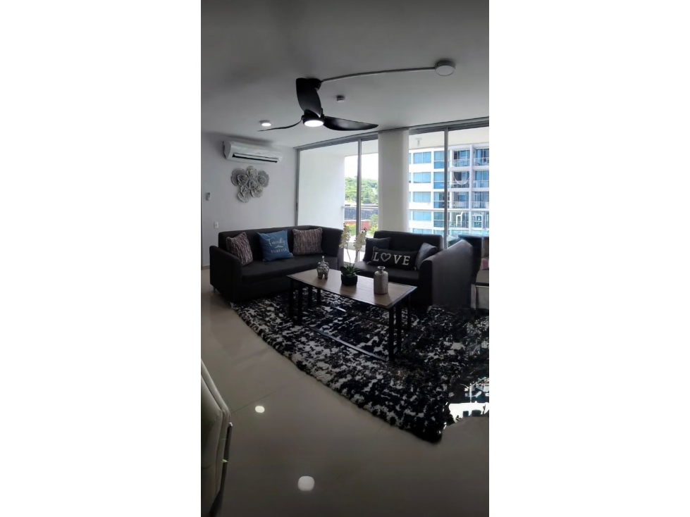 VENTA DE APARTAMENTO AMOBLADO EN MIRAMAR