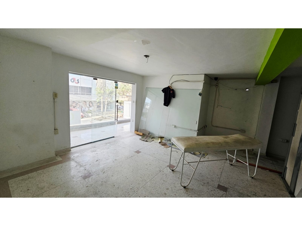 ALQUILER DE LOCAL COMERCIAL EN EL POBLADO - 3