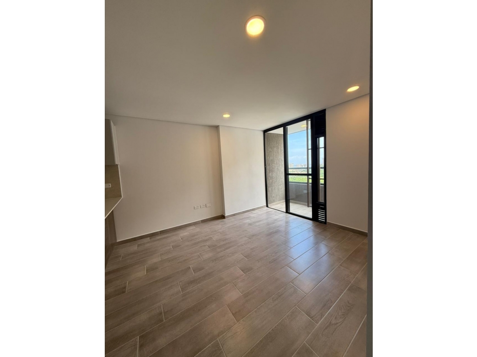 VENTA DE APARTAMENTO EN LA CASTELLANA — foto 3