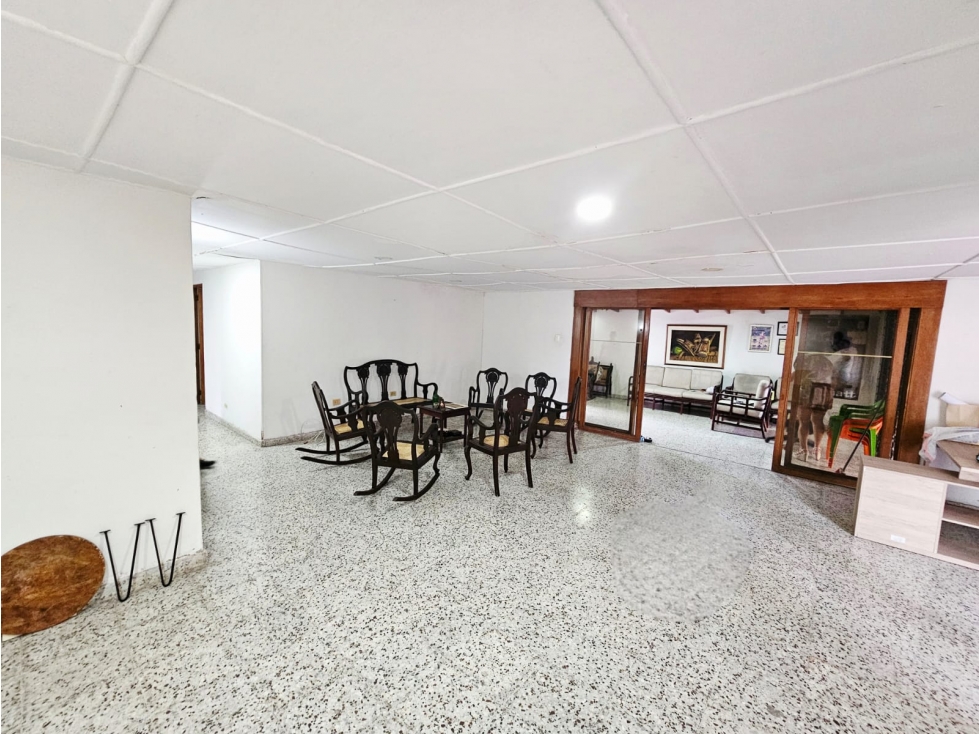 VENTA DE CASA PARA REMODELAR EN LA CAMPIÑA — foto 3