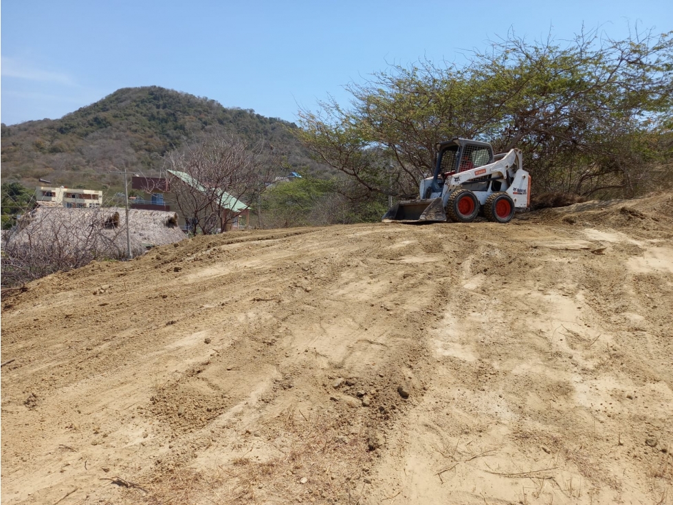 VENTA DE LOTE EN SANTA VERONICA - 6